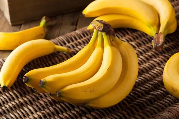 هل الموز يسبب الإمساك