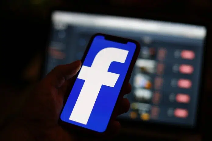 ميزات جديدة تدفع الفيسبوك نحو معركة ملحمية مع يوتيوب وتيك توك