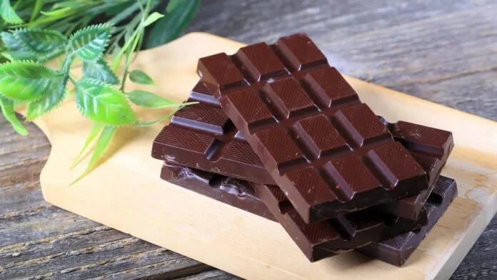 الشوكولاته الداكنه و فوائدها لانقاص الوزن