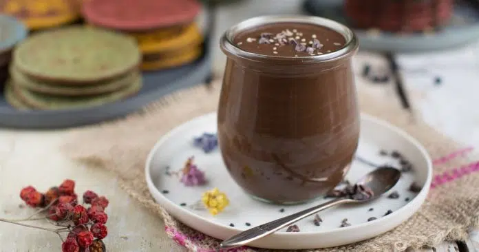 مهلبية الشوكولاتة بالبندق: وصفة لذيذة وسهلة التحضير