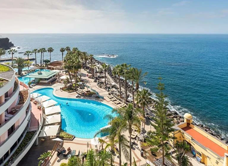 ترف فريد من نوعه.. 16 لقطات جذابة لأفضل الفنادق على مستوى العالم