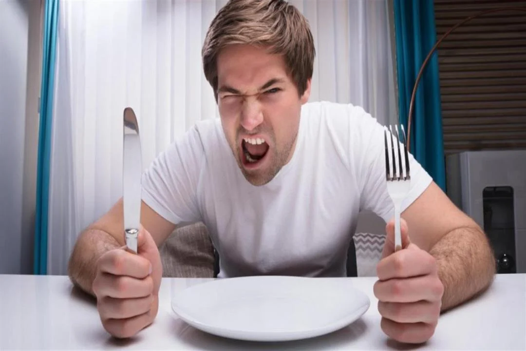 ثلاث تحديات نفسية قد تدفعك للجوع دون أن تلاحظها 