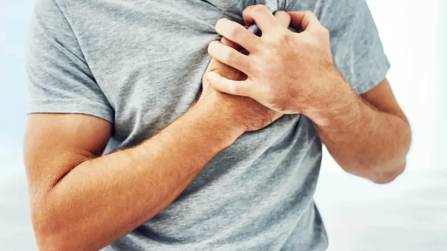 أربع طرق طبيعية لخفض الكوليسترول