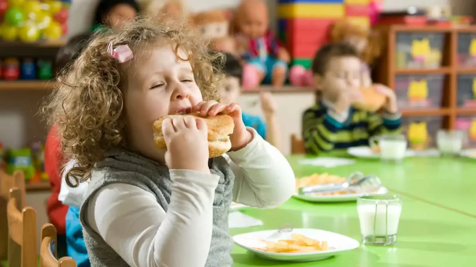 للمرة الأولى: نسبة السمنة بين الأطفال والمراهقين تتجاوز النحافة عالمياً