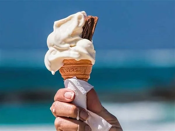 كيف يجعل الطقس الحار استهلاكنا للسكر أقل وضوحًا؟