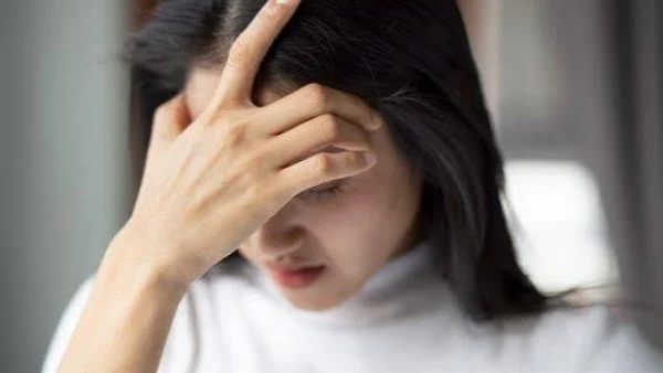 المرحلة المبكرة من الصداع النصفي: إشارات خفية تسبق الألم بعدة أيام | تعرف عليها