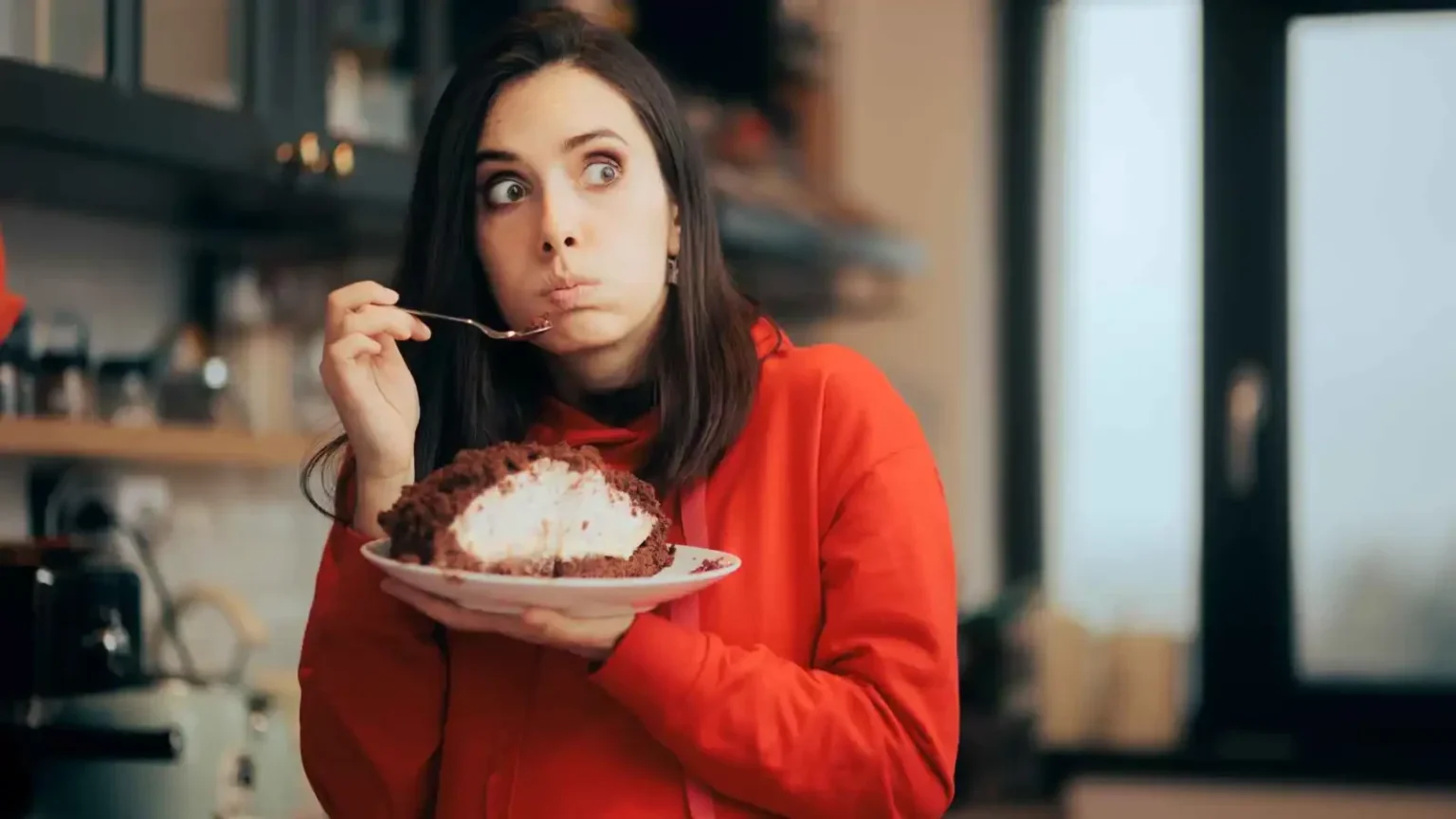 5 أنماط مختلفة للإفراط في الأكل: أي نمط ينطبق عليك؟