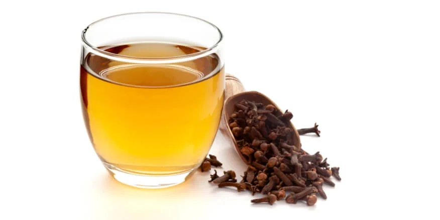 الفوائد الصحية لماء القرنفل