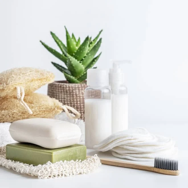 العناية بالجسم والعطور: سر الجمال المتكامل وجاذبية دائمة