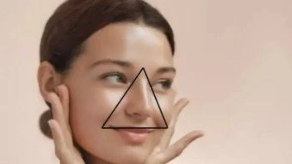 نشرة المرأة والمنوعات | دبي تسجّل أغلى فنجان قهوة في العالم بقيمة 673 دولاراً وتدخل جينيس.. مخاطر إجراء عمليات في مثلث الخطر بالوجه