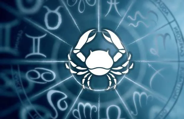 برج السرطان: حظك اليوم الأربعاء 1 أكتوبر.. عبّر عن مشاعرك