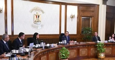 رئيس الوزراء يتابع موقف المشروعات الجاري تنفيذها بين الإسكان والهيئة الهندسية
