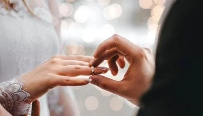 التقديم على منحة الزواج 2025: الشروط والأوراق المطلوبة