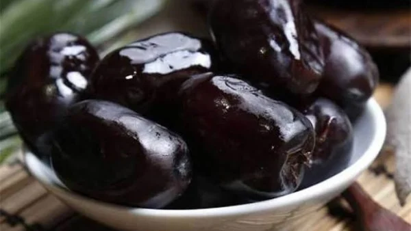 فوائد البلح الرطب: طاقة طبيعية وصحة للجسم في ثمرة واحدة