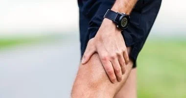 خطوات سهلة لتخفيف آلام العضلات وتيبسها في الخريف