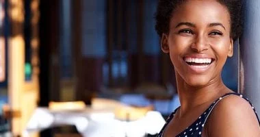 لأجمل ابتسامة: بسمتك دواء مجاني بـ8 فوائد اعرفها في يومها العالمي