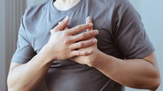 الفرق بين النوبة القلبية وتوقف القلب المفاجئ 