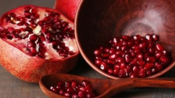 قشور الرمان علاج فعال لـ 7 أمراض