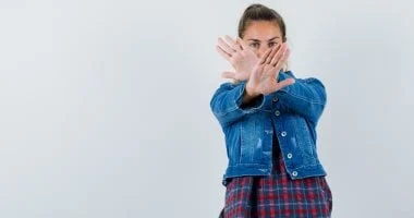 5 خطوات لتمكين أطفالك من التصدي للتنمر في المدارس