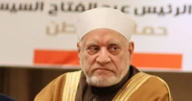 أحمد عمر هاشم: أنا أجلس بجوار رسول الله لا تحزنوا ولا تبكوا