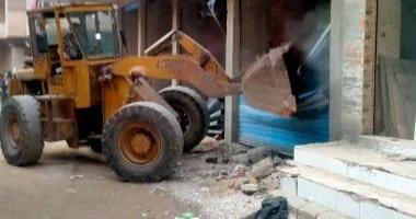 وزيرة التنمية المحلية تحيل مسئولين بأحياء المرج والسلام إلى النيابة 