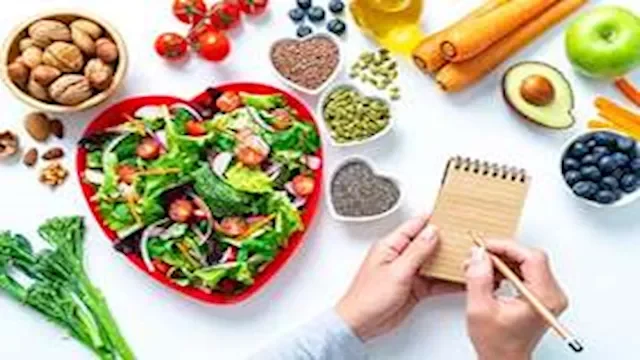 8 أطعمة لتنظيف الكبد وطرد السموم من الجسم 