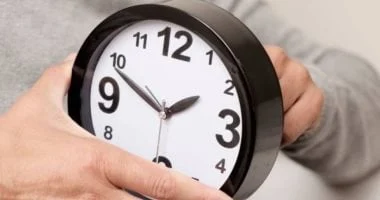 4 فوائد للنوم والتركيز مع التوقيت الشتوي في نهاية الشهر 