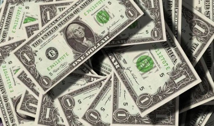 سعر الدولار مقابل الجنيه المصري عند إغلاق التعاملات 20 أكتوبر 2025