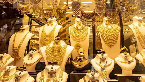 أسعار الذهب في مصر تسجل أرقاماً قياسية وتواصل الصعود