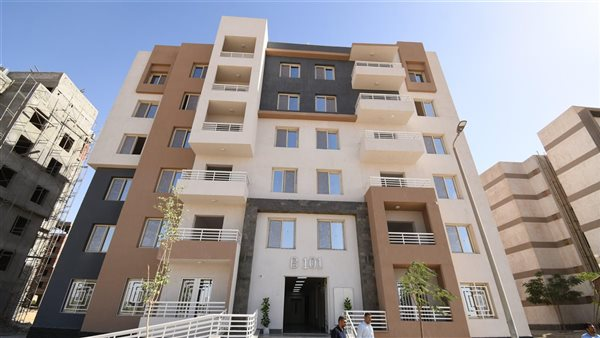 احجز شقتك الآن عبر منصة مصر العقارية 2025