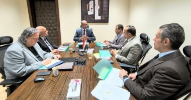 نائب وزير الإسكان يتابع مسودة اللائحة لقانون تنظيم المياه والصرف