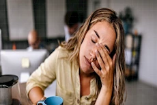 ما تأثير الإجهاد على خصوبة المرأة؟