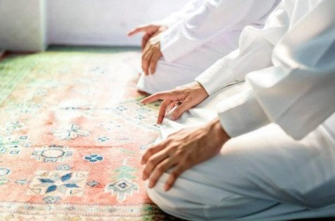 موعد أذان الظهر ومواقيت الصلاة غدًا السبت 25 أكتوبر 2025