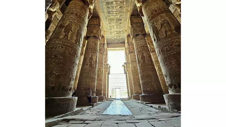 اكتشف سحر مصر في قنا: أبرز المعالم الأثرية