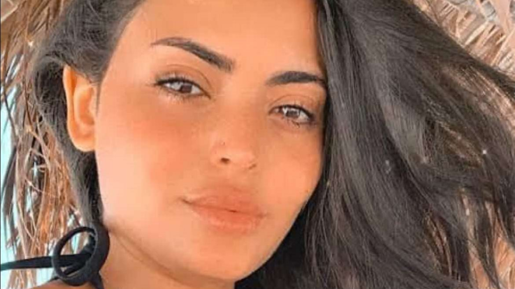 سعر فستان أسماء جلال في ختام مهرجان الجونة