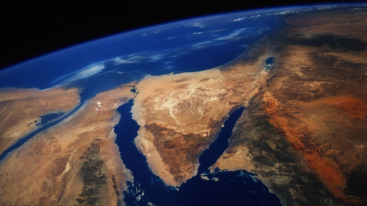 البحر الأحمر اختفى كليًا ثم عاد من جديد