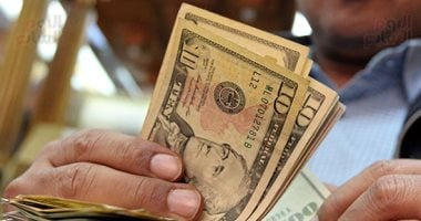 استقرار الدولار أمام الجنيه يسيطر على التعاملات و47.65 جنيه أعلى سعر للبيع