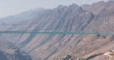 جسور الصين توقف تجربة القفز دون حبال بعد جدل واسع