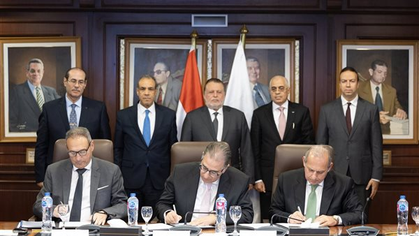 البنك الأهلي يشارك بمبادرة افتح حسابك في مصر للعاملين بالخارج