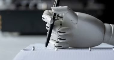 الذكاء الاصطناعي الطبي: ابتكارات جديدة ومخاوف من الأخطاء