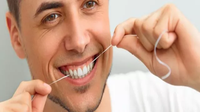 علاقة صحة الفم السيئة بتلف الدماغ: دراسة تكشف