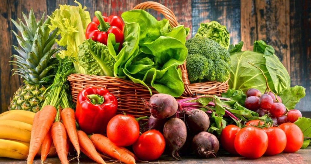 الخضروات والفواكه مفتاحك للنوم العميق بسرعة