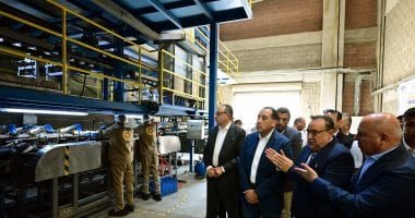 رئيس الوزراء يفتتح مصنع سيناى للمستلزمات الطبية وتوطين صناعة القفازات