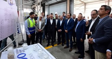 رئيس الوزراء يفتتح مصنع أدو مينا لمواد البناء بالسخنة الصناعية