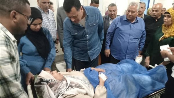 أول إجراء من التعليم بشأن معلمين مصابين في حادث طريق جرجا بسوهاج