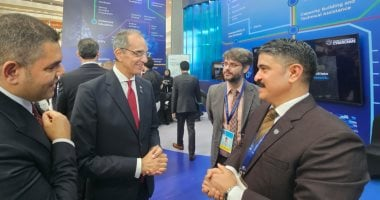 وزير الاتصالات يعرض نموذجا وطنيا متكاملا لحماية النزاهة الرقمية