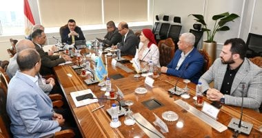 وزير الإسكان يراجع أعمال التنمية والإنشاءات بهيئة المجتمعات العمرانية