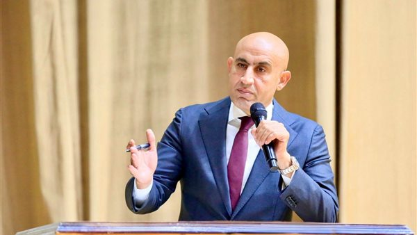 عاجل: وزير التعليم يدمج المتحف المصري الكبير في التعليم لترسيخ الهوية