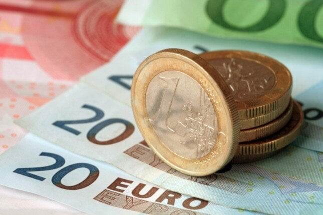 سعر اليورو مقابل الجنيه اليوم الاثنين 27 أكتوبر 2025