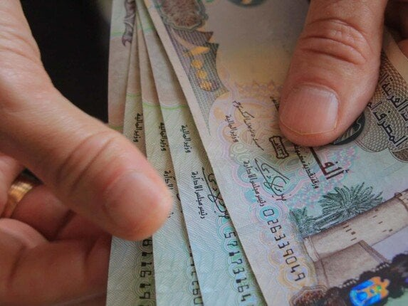 سعر الدرهم الإماراتي في مصر اليوم الإثنين 27 أكتوبر 2025